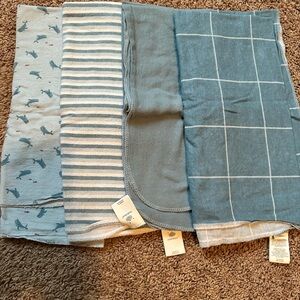 Cloud Island Blue Receiving Blankets Set with Patterns